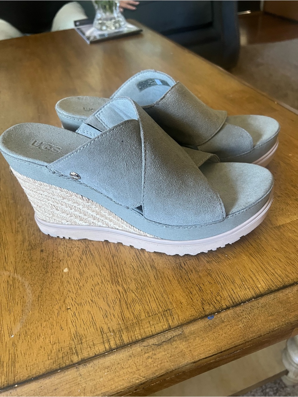 UGG wedge sandals 9